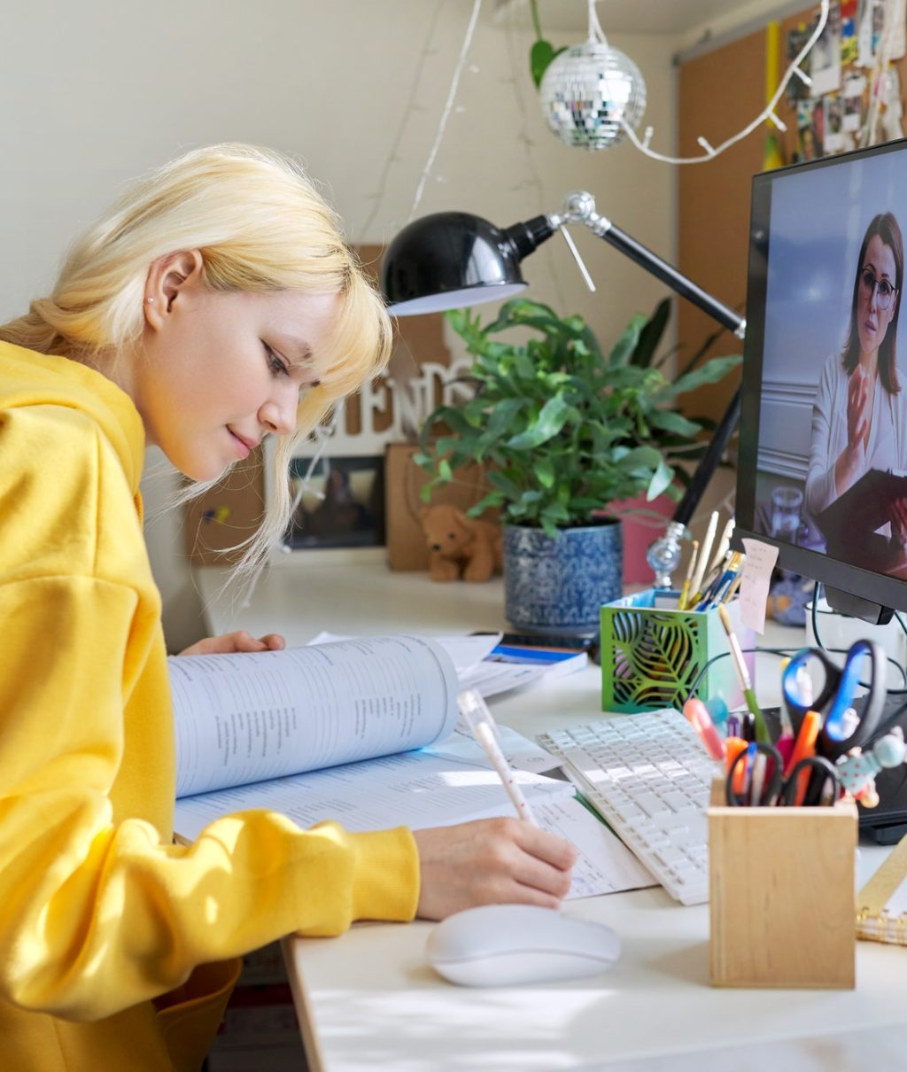 teenage-student-having-an-online-lesson-on-the-computer-at-home.jpg teenage-student-having-an-online-lesson-on-the-computer-at-home.jpg
